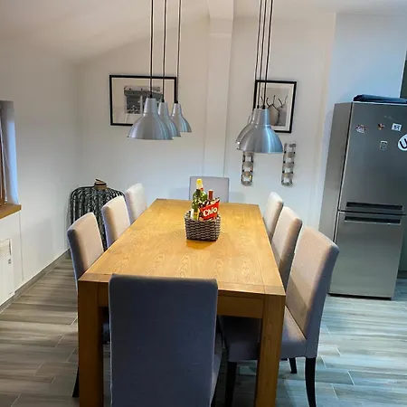 Elegant 3 Alexander Services Luxury Four Bedroom Penthouse * 班斯科