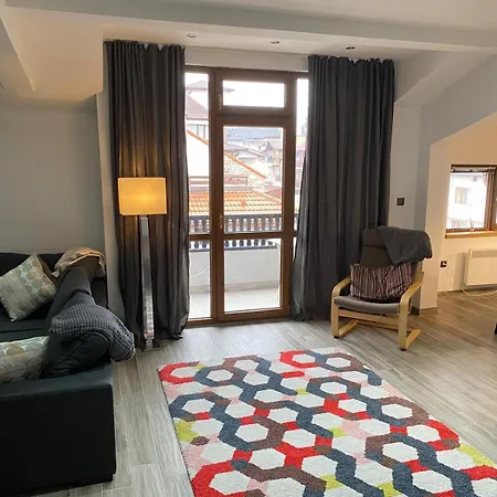 公寓 Elegant 3 Alexander Services Luxury Four Bedroom Penthouse 班斯科